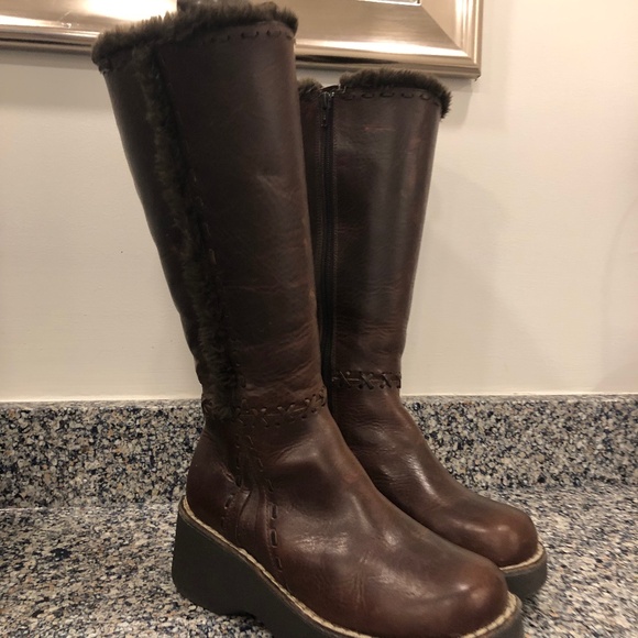 Report Brown Leather Wedge  with Fur Trim Boots Size 6 - Picture 1 of 16
